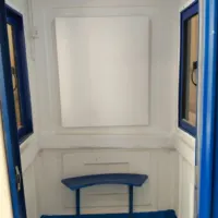 التجهيز الداخلي لكشك حراسة فيبر جلاس مع مقعد
